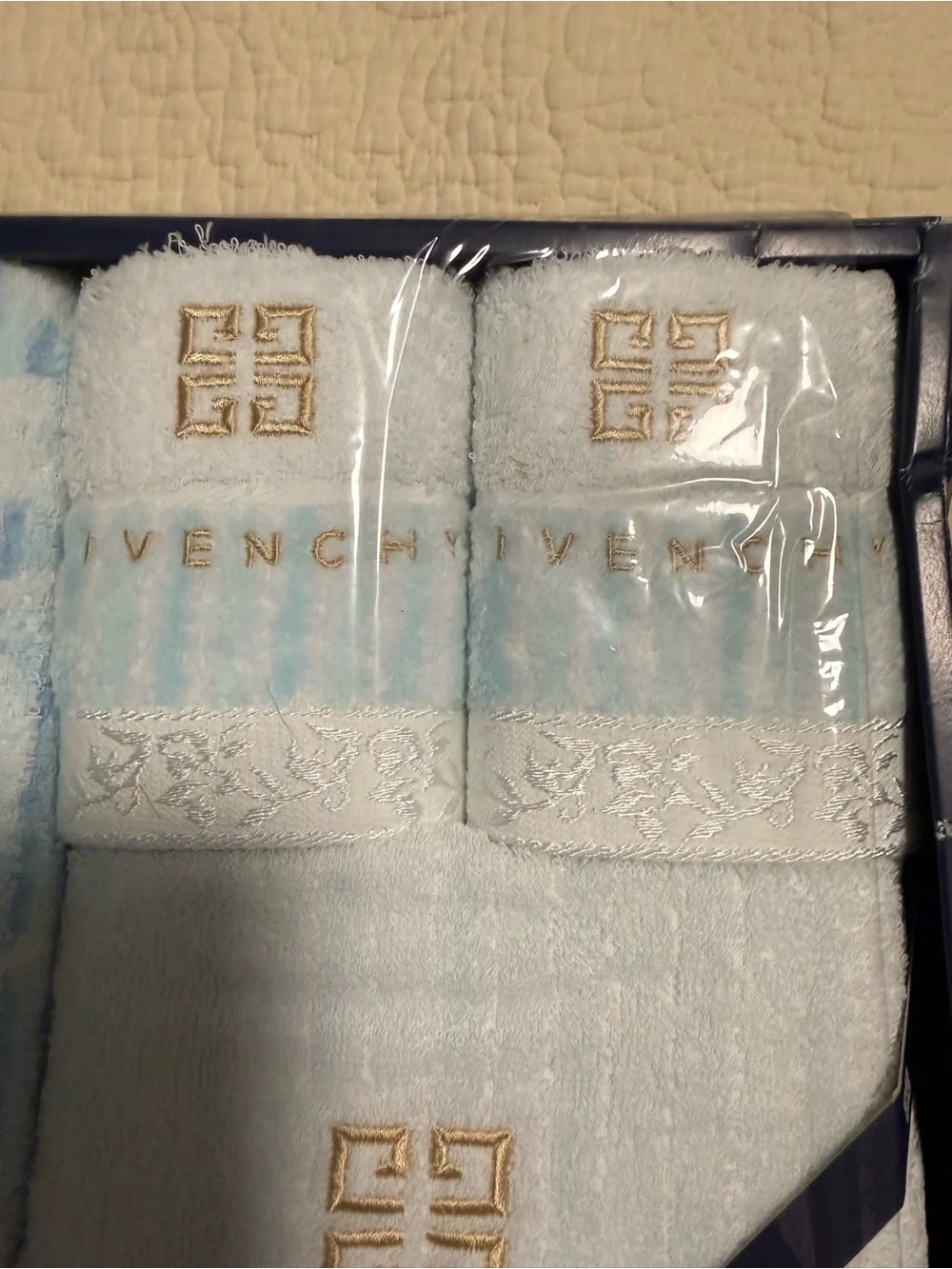 Givenchy Light Blue and White Embroidered Logo Towel 4 piece Gift Set! NWB